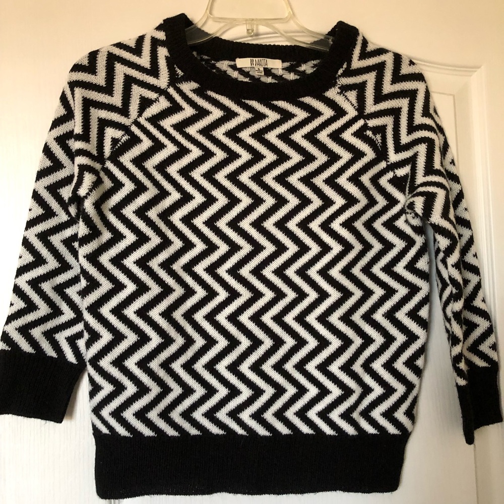 BB Dakota Fashion Sweater